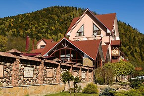 Abago Mountain Hotel