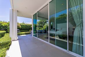 Phu Montra Villa with Ocean View A4