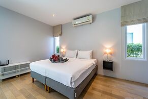 Phu Montra Villa with Ocean View A4