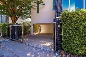 Phu Montra Villa with Ocean View A4