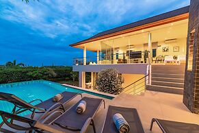Phu Montra Villa with Ocean View A4