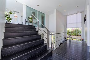 Phu Montra Villa with Ocean View A4