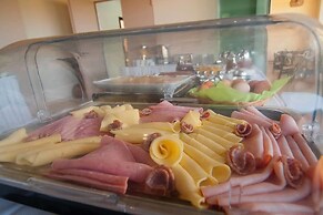 Riviera Perdika Hotel