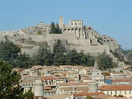 L'Oustalet