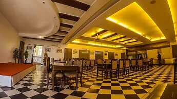 Hotel Shilton by Royal Collection