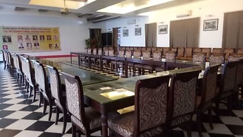 Hotel Shilton by Royal Collection