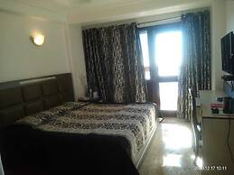 Hotel Shilton by Royal Collection