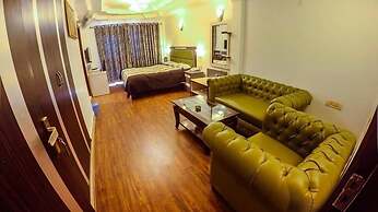 Hotel Shilton by Royal Collection