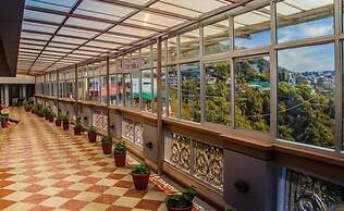 Hotel Shilton by Royal Collection