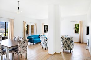 Important Group Villa BD463 4 Bedrooms