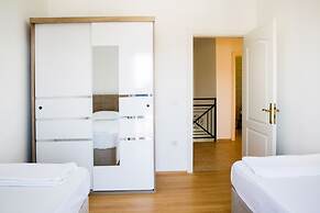 Important Group Villa BD463 4 Bedrooms