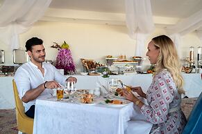 Regency Sealine Camp