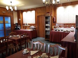 Hotel Eth Pomer