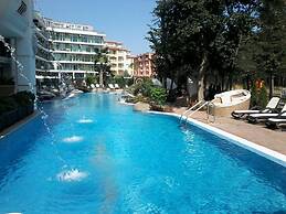 Harmony Suites Dream Island