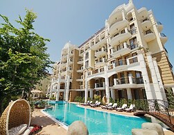 Harmony Suites Dream Island