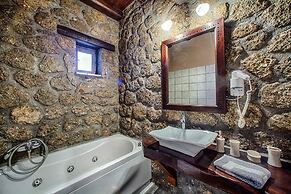 Pera Alonia Guest House