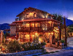 Pera Alonia Guest House