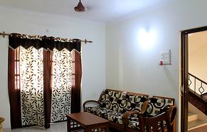 CasaMelhor Modern Appt Candolim CM080