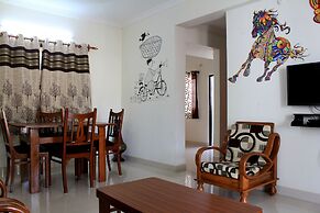 CasaMelhor Modern Appt Candolim CM080