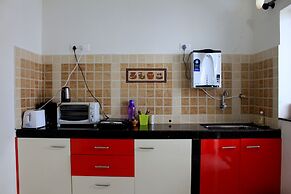 CasaMelhor Modern Appt Candolim CM080