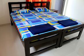 CasaMelhor Modern Appt Candolim CM080