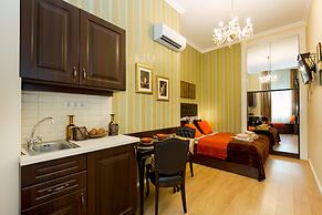 Budapest Holidays Harmony