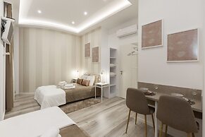 Budapest Holidays Harmony