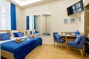 Budapest Holidays Harmony