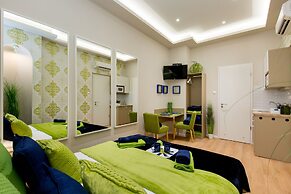 Budapest Holidays Harmony