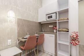 Budapest Holidays Harmony