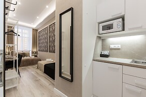 Budapest Holidays Harmony