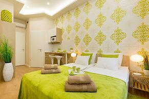 Budapest Holidays Harmony