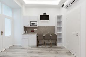 Budapest Holidays Harmony