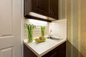 Budapest Holidays Harmony