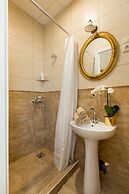 Budapest Holidays Harmony