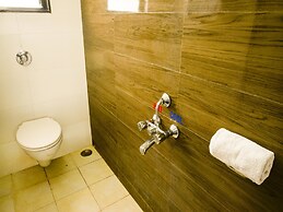 OYO 4437 Hotel Sai Sakha