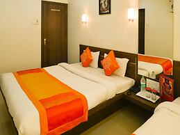 OYO 4437 Hotel Sai Sakha