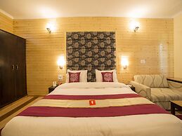 OYO 5174 Hotel Pamposh