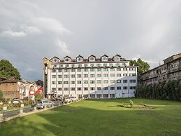 OYO 5174 Hotel Pamposh