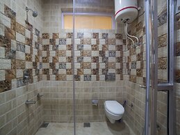 OYO 5174 Hotel Pamposh