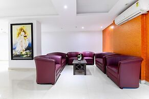 OYO Flagship 10051 Hotel Tyche Stays