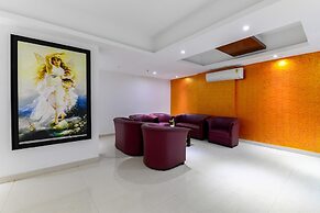 OYO Flagship 10051 Hotel Tyche Stays