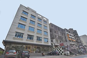 Hotel Limra Vadodara