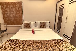 OYO 9804 Hotel SR Residency
