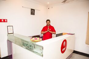 OYO 9804 Hotel SR Residency