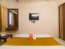 OYO 5660 Hotel Sree Residency