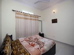 OYO 9399 Home Valley View 2BHK Villa Sattal