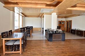 OYO 11618 Sarthak Regency