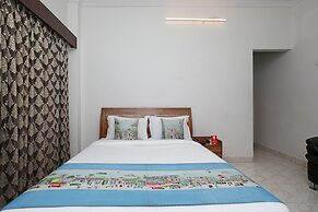 OYO 10671 Hotel Sai Prem