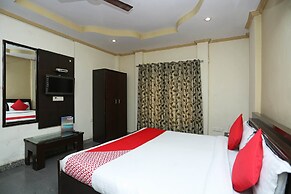 OYO 10592 Hotel Ganga Palace
